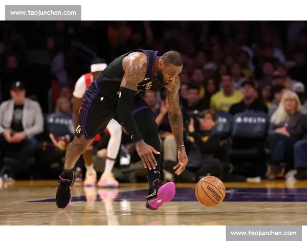 猛龙对决湖人群星碰撞紫金军团迎战北境之王夜激情篮球盛宴今晚上演